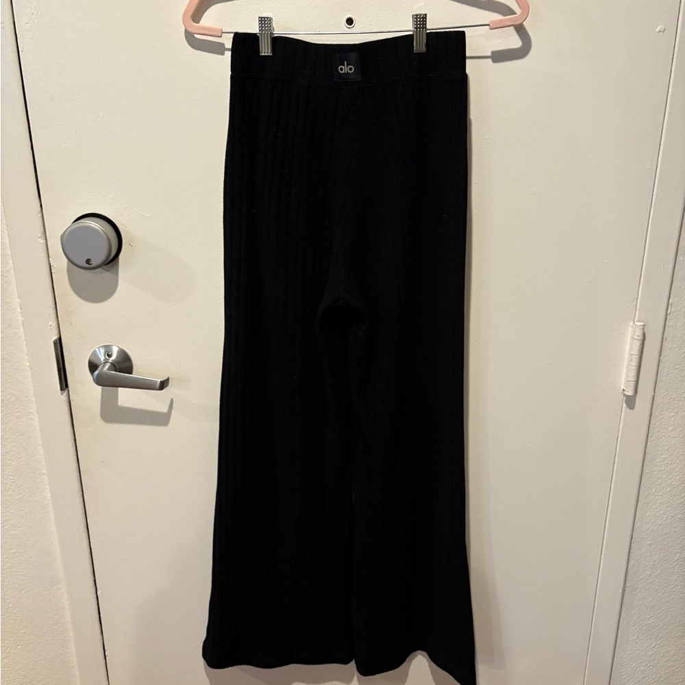 ALO Yoga Black Ribbed Pants